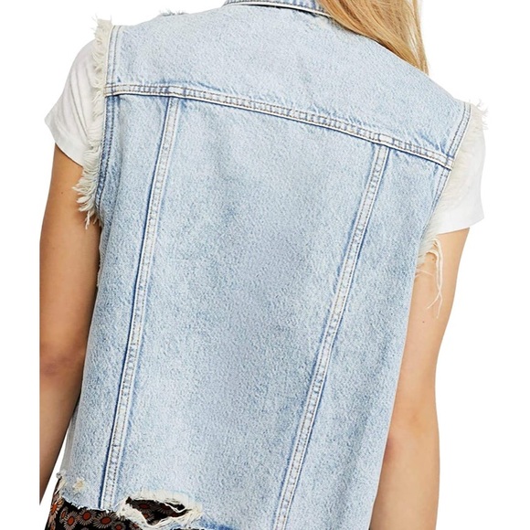 New, free people distressed denim vest❤️ - Picture 6 of 8
